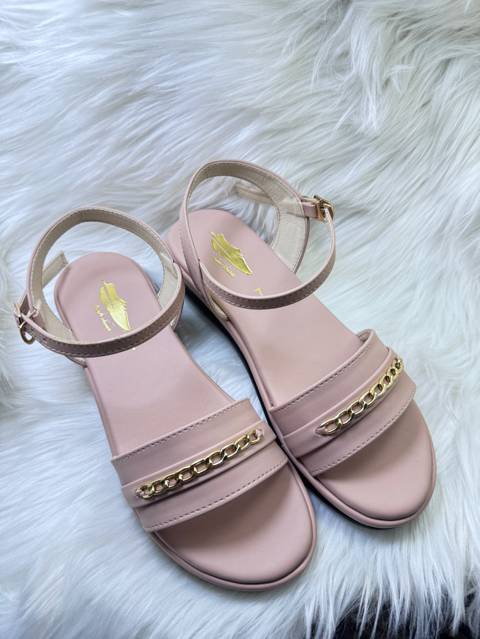 Pink n black casual Sandle perfect for everyday
