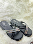 Effortless style, Everyday Comfort-black slipper